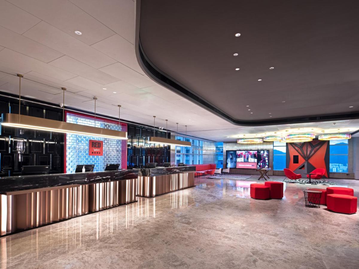Radisson Red Hotel Zhuhai Gongbei Port Exterior photo
