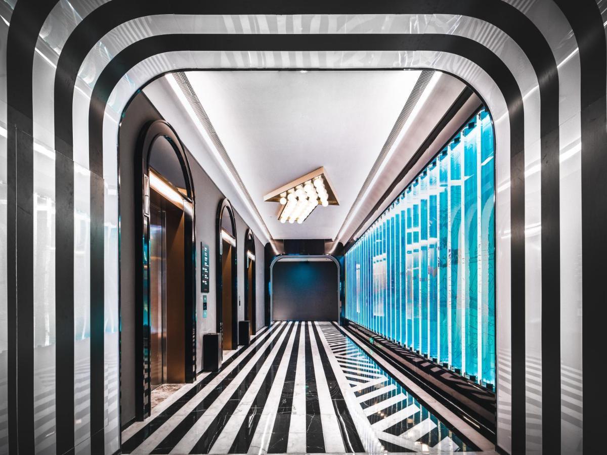 Radisson Red Hotel Zhuhai Gongbei Port Exterior photo